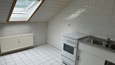 Wohnung zur Miete 210 € 1,5 Zimmer 35 m² Dresdner Straße 108 Freital Freital 01705