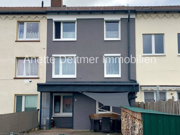 Reihenmittelhaus zum Kauf 134.900 € 8 Zimmer 180,8 m² 177 m² Grundstück Freden Freden (Leine) 31084