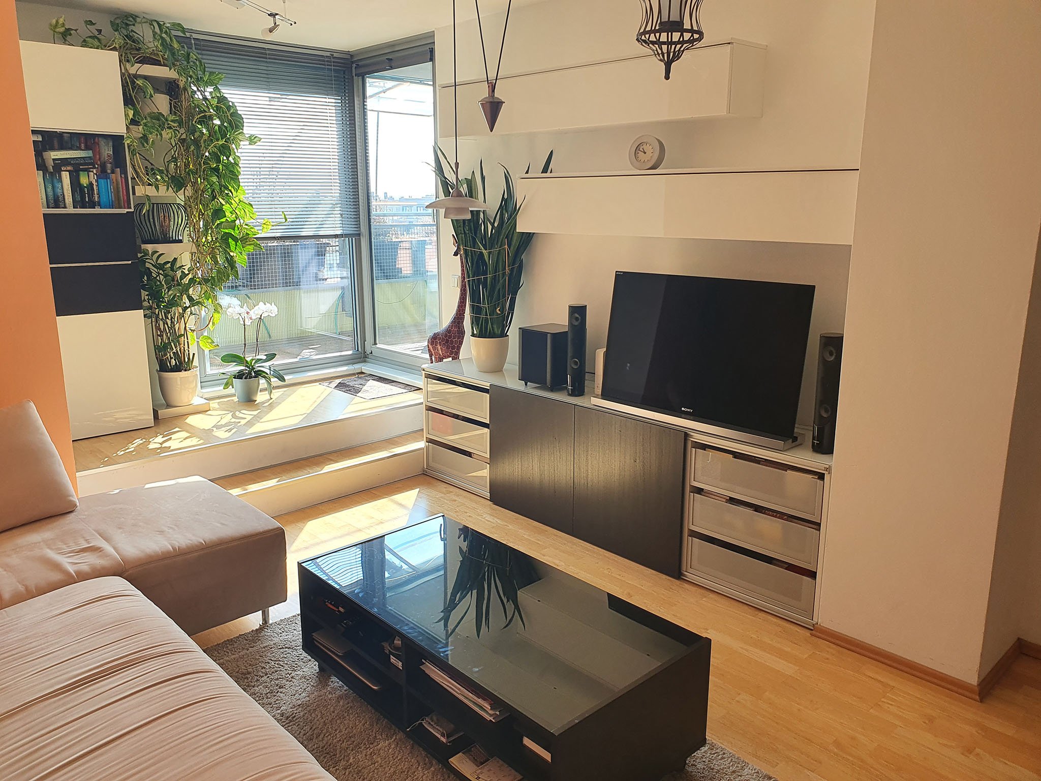 Wohnung zur Miete Wohnen auf Zeit 2.858,80 € 2 Zimmer 75 m²<br/>Wohnfläche ab sofort<br/>Verfügbarkeit Wien 1100