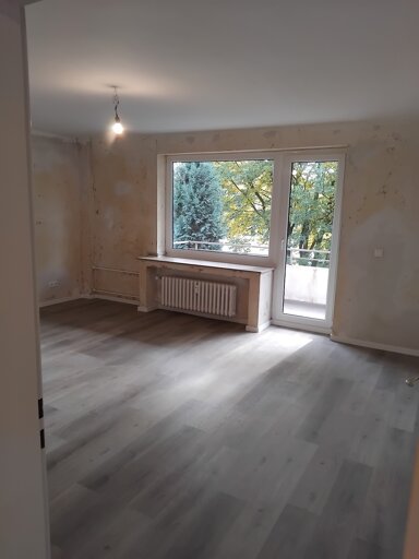 Wohnung zur Miete 600 € 3 Zimmer 80 m² 1. Geschoss frei ab 16.11.2024 Oderstr. 21 Fahrn Duisburg 47169