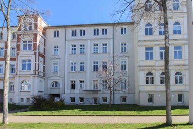 Wohnung zum Kauf 69.800 € 3 Zimmer 96,8 m² 2. Geschoss Clara-Zetkin-Straße / Friedrich-Engels-Straße Gera 07545