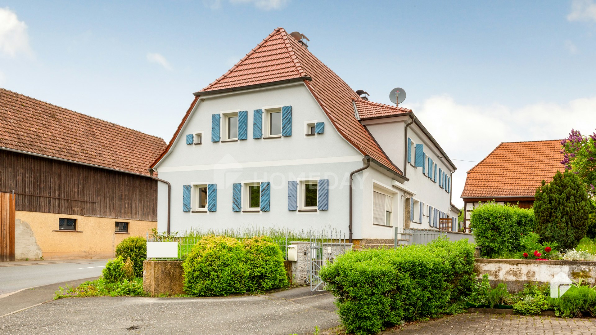 Mehrfamilienhaus zum Kauf 585.000 € 10 Zimmer 329 m²<br/>Wohnfläche 1.250 m²<br/>Grundstück Unnersdorf Bad Staffelstein 96231