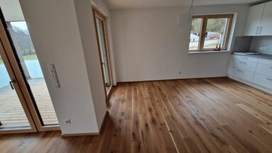 Wohnung zum Kauf provisionsfrei 111.000 € 2 Zimmer 74 m² frei ab sofort Mühlenstraße Beratzhausen Beratzhausen 93176