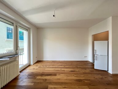 Wohnung zur Miete 560 € 1 Zimmer 31,2 m² 1. Geschoss frei ab 01.04.2025 Rosenbergstraße 22 Universität Stuttgart 70174