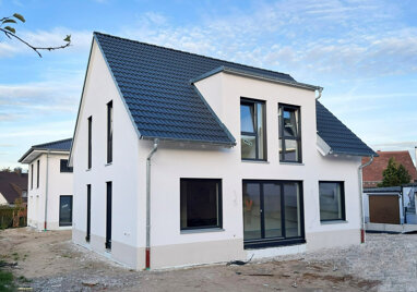 Einfamilienhaus zum Kauf Provisionsfrei 595.000 € 4,5 Zimmer 121 m² 302 m² Grundstück Eckenhaid Eckental 90542
