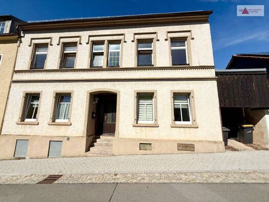 Reihenmittelhaus zum Kauf 69.000 € 9 Zimmer 210 m² 240 m² Grundstück Obere Mühlstr. 9 Zschopau 09405