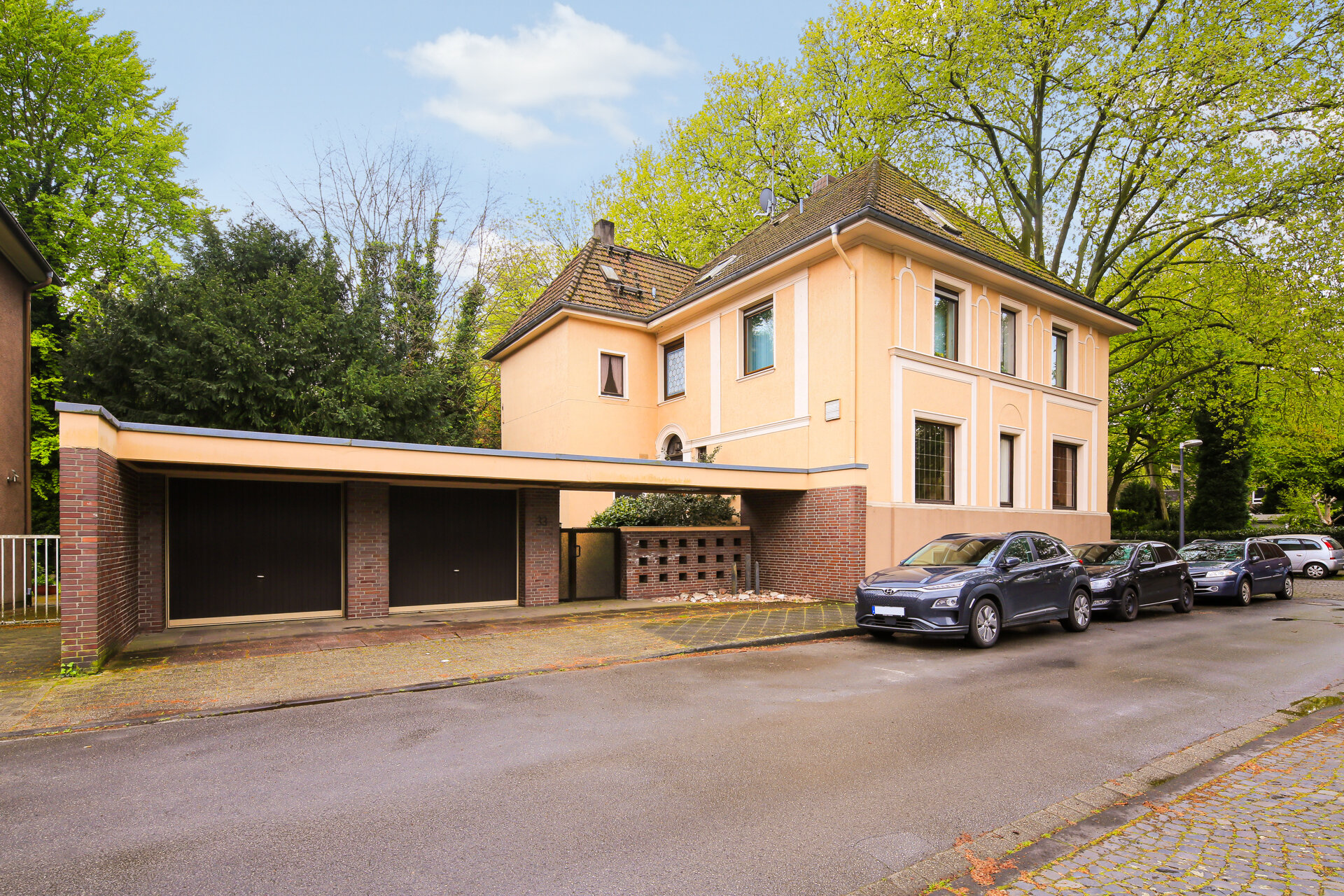 Einfamilienhaus zum Kauf 550.000 € 8 Zimmer 238 m²<br/>Wohnfläche 703 m²<br/>Grundstück Feldmark Gelsenkirchen / Feldmark 45883