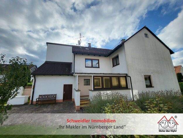 Haus zum Kauf 348.000 € 3,5 Zimmer 89,3 m² 285 m² Grundstück frei ab sofort Röthenbach 90552