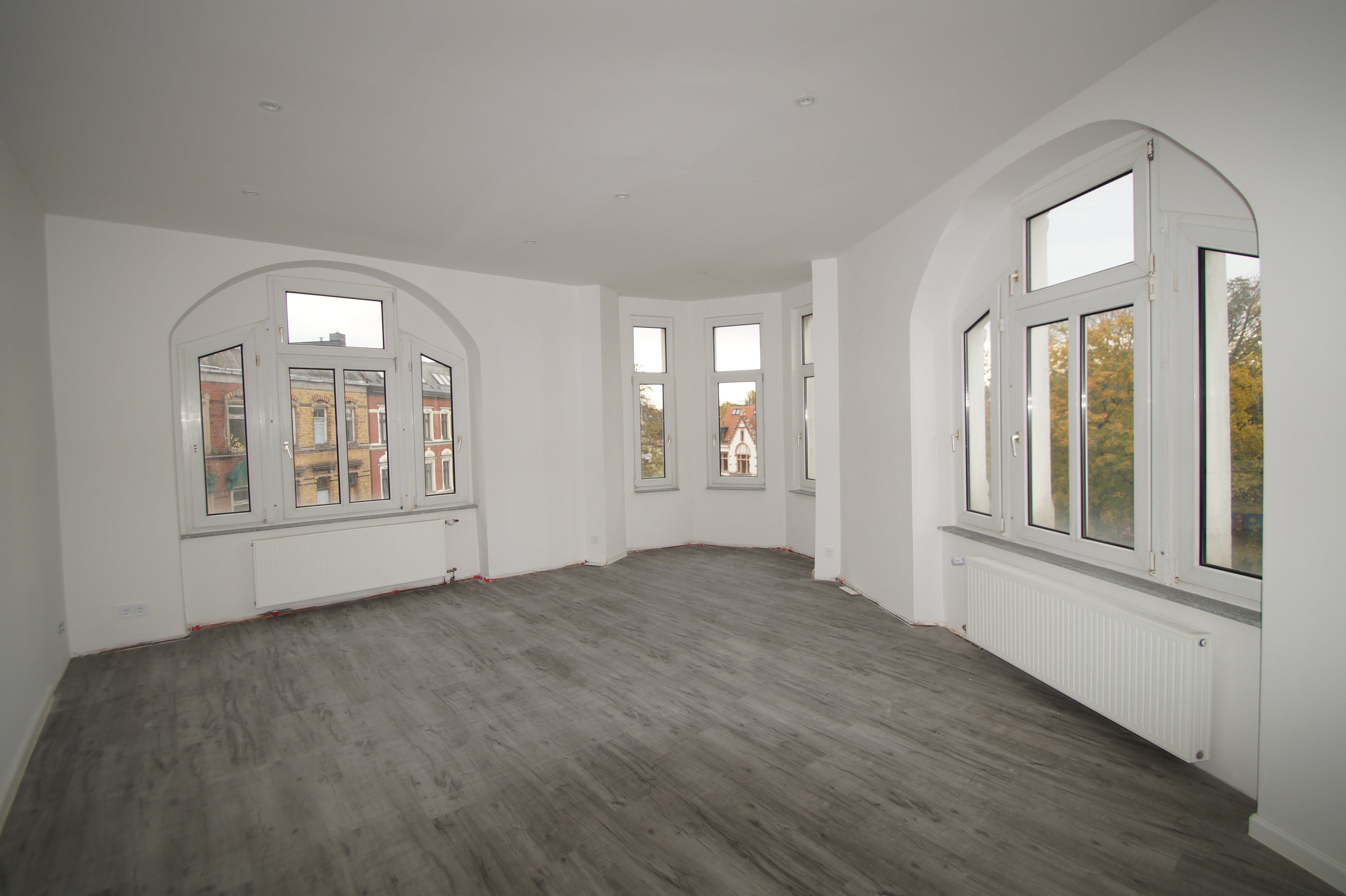 Wohnung zur Miete 766,55 € 5 Zimmer 117,9 m²<br/>Wohnfläche 3.<br/>Geschoss ab sofort<br/>Verfügbarkeit Kolpingstraße 27 Nordvorstadt 151 Zwickau 08058