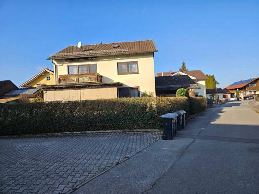 Einfamilienhaus zum Kauf als Kapitalanlage geeignet 299.000 € 6 Zimmer 158 m² 644 m² Grundstück Niederalteich 94557