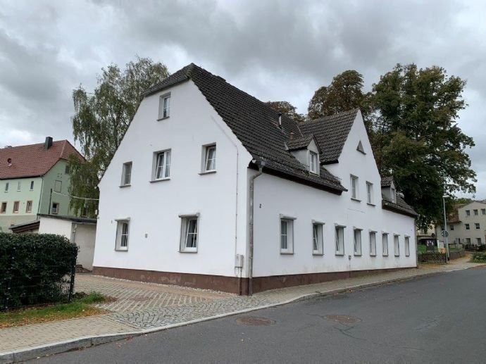 Mehrfamilienhaus zum Kauf 179.000 € 12 Zimmer 412 m²<br/>Grundstück Am Burgberg 2-4 Zschaitz Zschaitz-Ottewig 04720
