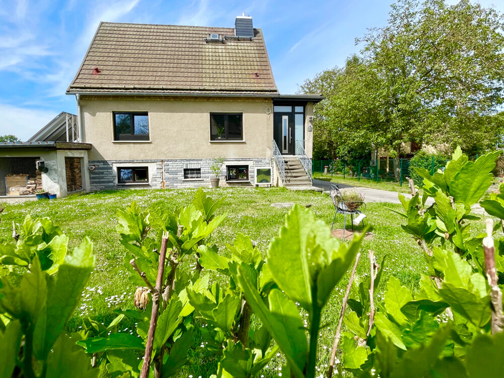 Einfamilienhaus zum Kauf 480.000 € 5 Zimmer 197 m²<br/>Wohnfläche 4.235 m²<br/>Grundstück Schkeuditz Schkeuditz 04435