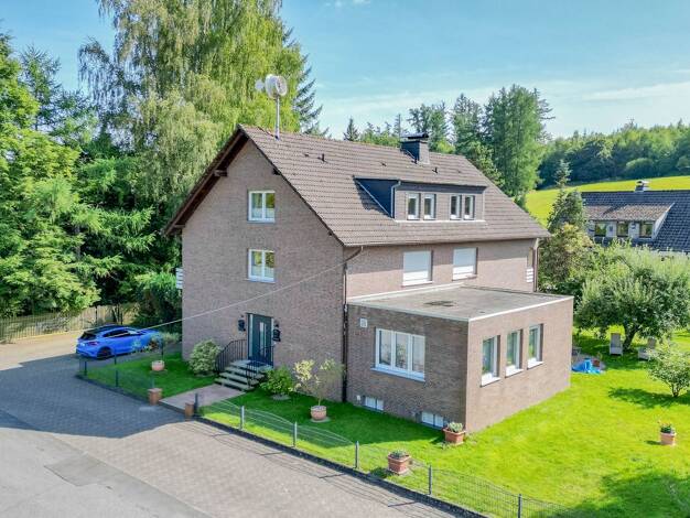 Mehrfamilienhaus zum Kauf 14 Zimmer 400 m² 1.833 m² Grundstück Stockum Möhnesee 59519