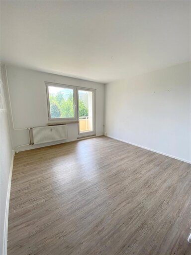 Wohnung zur Miete 379 € 4 Zimmer 69 m² Neuplanitzer Str. 83 Neuplanitz 557 Zwickau 08062