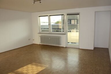 Studio zur Miete 555 € 1 Zimmer 46 m² 4. Geschoss frei ab 01.02.2025 Spittlertorgraben Himpfelshof Nürnberg 90429