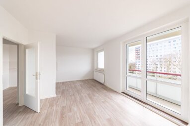 Wohnung zur Miete 373 € 2 Zimmer 50,4 m² 3. Geschoss frei ab 16.07.2024 Gerhard-Marcks-Straße 15 Südliche Neustadt Halle 06124