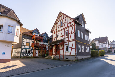 Haus zum Kauf 298.000 € 13 Zimmer 330 m² 531 m² Grundstück Braunfels Braunfels 35619