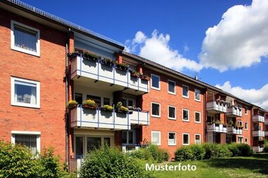 Mehrfamilienhaus zum Kauf Zwangsversteigerung 223.000 € 1 Zimmer 250 m² 566 m² Grundstück Klauberg - Hasseldelle - Kohlfurth Solingen 42659