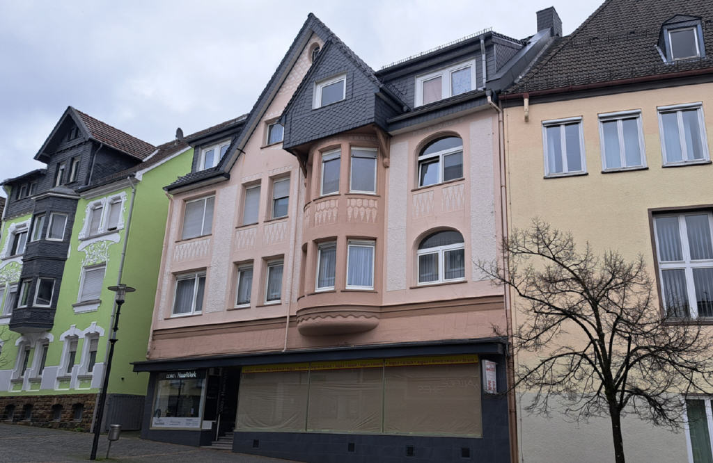 Wohn- und Geschäftshaus zum Kauf 720.000 € 659 m²<br/>Fläche 362 m²<br/>Grundstück Gummersbach Gummersbach 51643