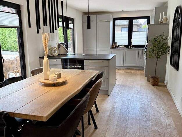 Bungalow zum Kauf provisionsfrei 679.000 € 5 Zimmer 150 m² 650 m² Grundstück Itzehoe 25524