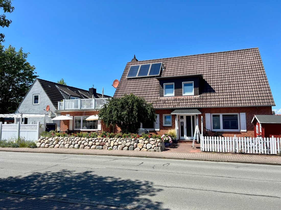 Hotel zum Kauf 879.000 € 14 Zimmer 614 m²<br/>Grundstück Büsum 25761