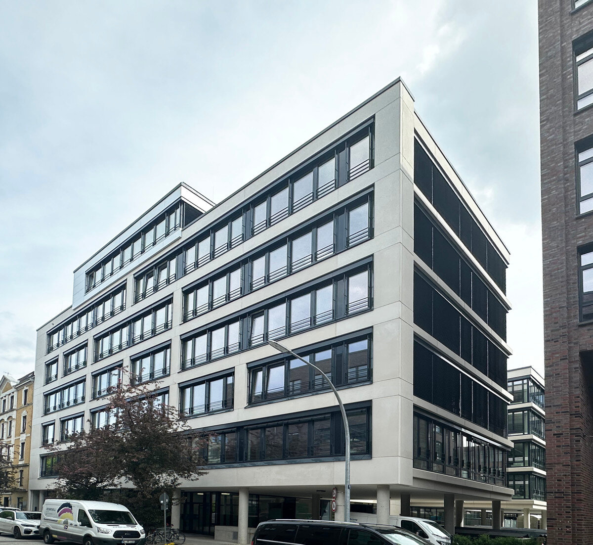 Bürofläche zur Miete 19,80 € 735 m²<br/>Bürofläche ab 237 m²<br/>Teilbarkeit Bahrenfeld Hamburg 22761