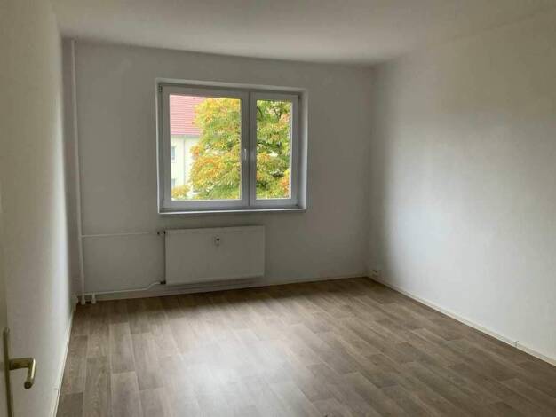 Wohnung zur Miete 353 € 3 Zimmer 59,1 m² 3. Geschoss frei ab 15.01.2026 Reinhardtstr. 8 Sellerhausen-Stünz Leipzig 04318