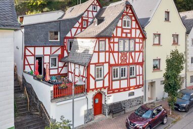 Mehrfamilienhaus zum Kauf 249.000 € 11 Zimmer 300 m² 326 m² Grundstück Wellmich Sankt Goarshausen 56346