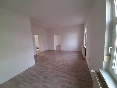 Wohnung zur Miete 400 € 3 Zimmer 63 m² 1. Geschoss frei ab 01.10.2024 Dürener Straße 6 Bitterfeld Bitterfeld-Wolfen 06749