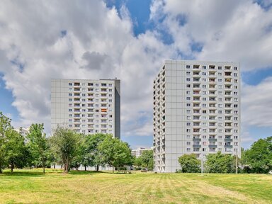 Wohnung zur Miete 322 € 2 Zimmer 42,9 m² 7. Geschoss Albert-Wolf-Platz 1 Prohlis-Süd (Spremberger Str.) Dresden 01239