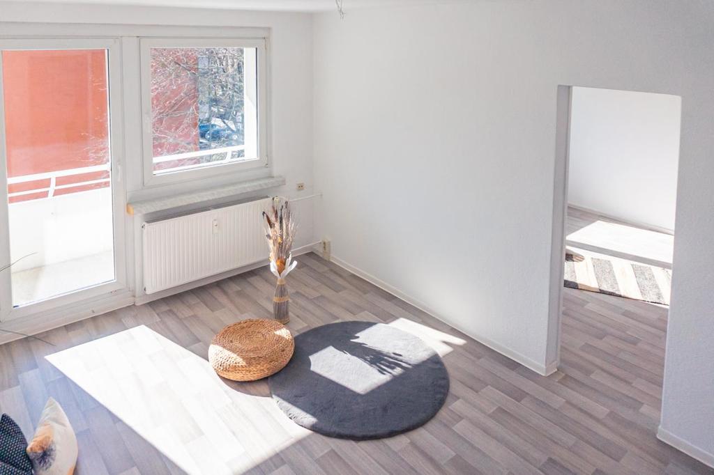 Wohnung zur Miete 370 € 3 Zimmer 58,7 m²<br/>Wohnfläche 3.<br/>Geschoss L.-Ebersberger-Str. 39 Gablenz 245 Chemnitz 09127