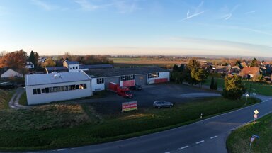 Lagerhalle zum Kauf 650.000 € 930 m² Lagerfläche teilbar von 1.353 m² bis 2.329 m² Deiringsen Soest 59494