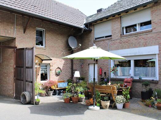 Mehrfamilienhaus zum Kauf 639.000 € 22 Zimmer 711 m² 1.792 m² Grundstück Erkelenz 41812