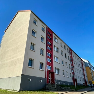 Wohnung zur Miete 300 € 2 Zimmer 50 m² 1. Geschoss Friedrich-v.-Hardenberg-Straße 3 Greußen Greußen 99718