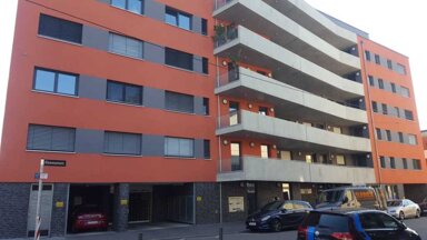 Wohnung zur Miete 700 € 4 Zimmer 111 m² frei ab sofort Kleemannstr. Veielbrunnen Stuttgart 70372