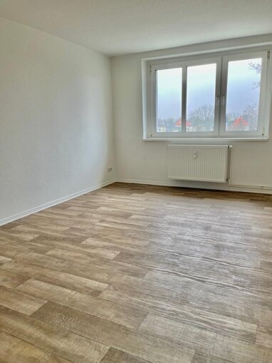 Wohnung zur Miete 281,82 € 1 Zimmer 40,3 m² 2. Geschoss Große Diesdorfer Str. 108 Schroteanger Magdeburg 39110