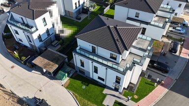 Doppelhaushälfte zum Kauf provisionsfrei 749.000 € 5 Zimmer 170 m² 241 m² Grundstück Bruchköbel Bruchköbel 63486