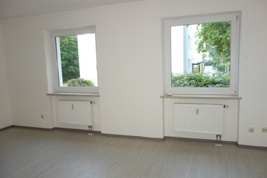 Apartment zur Miete 341,24 € 1 Zimmer 35,9 m² 2. Geschoss Kerngebiet Waldkraiburg 84478