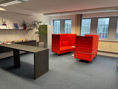Bürofläche zur Miete Provisionsfrei 1.226 m² Bürofläche teilbar ab 194 m² Mittlerer Westen Regensburg 93049