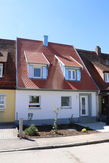Reihenmittelhaus zur Miete 1.250 € 4 Zimmer 113 m² 537 m² Grundstück St. Ulrichsberg 35 Feuchtwangen Feuchtwangen 91555