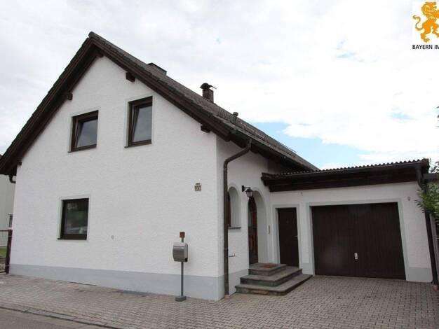 Haus zum Kauf 748.000 € 6 Zimmer 180 m² 617 m² Grundstück Gartenstr. 14 Hainsacker Lappersdorf 93138