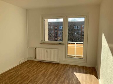 Wohnung zur Miete 383 € 3 Zimmer 63,9 m² 3. Geschoss frei ab 01.04.2025 Sosaer Str. 15 Thekla Leipzig 04349