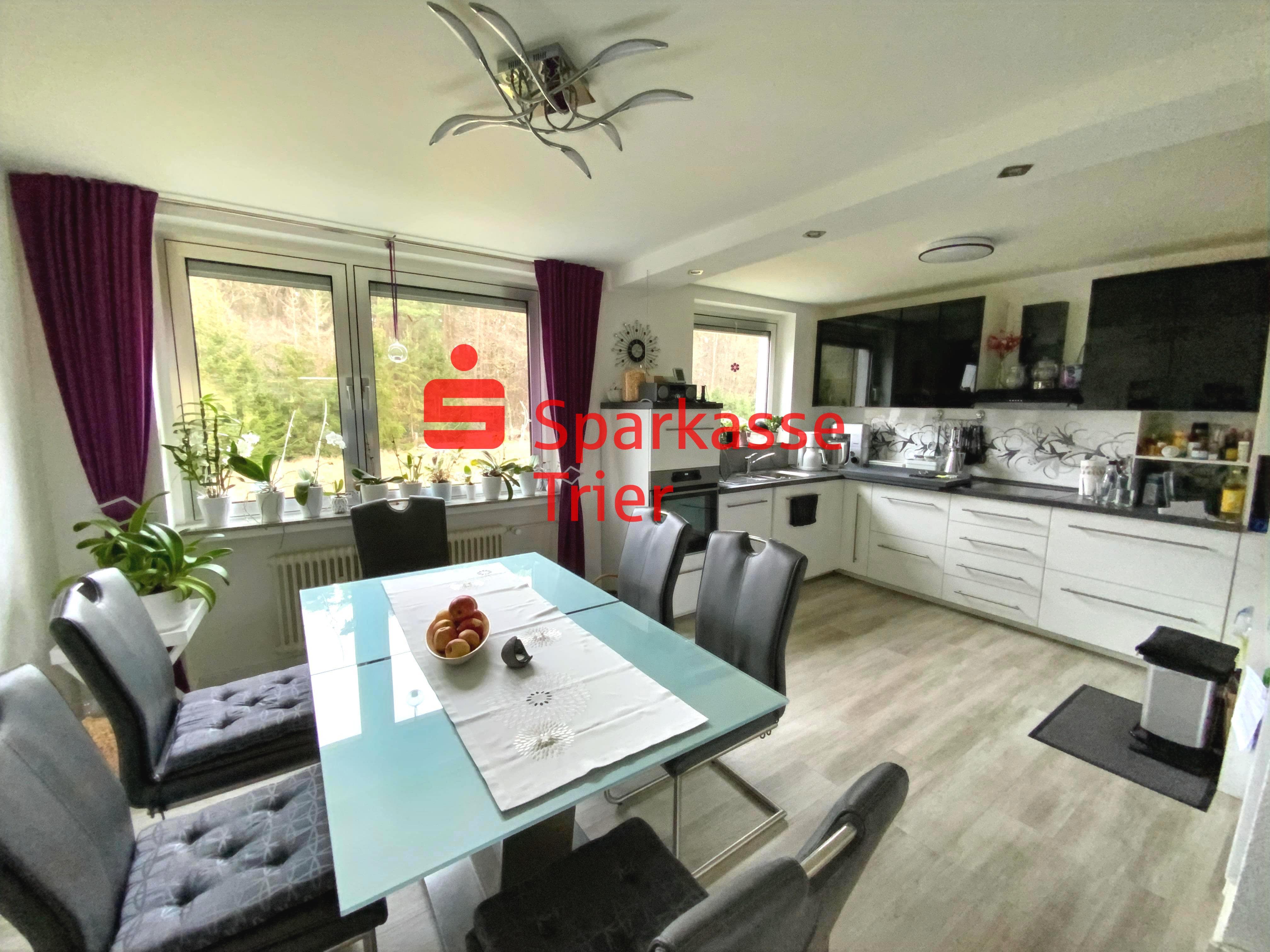 Wohnung zum Kauf 248.000 € 4 Zimmer 104 m²<br/>Wohnfläche 1. Stock<br/>Geschoss Ehrang 6 Trier 54293