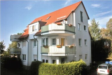 Wohnung zur Miete 409 € 2 Zimmer 54,5 m² frei ab sofort Meeraner Straße 70c Ponitz 04639