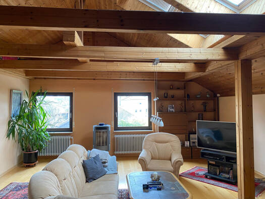 Wohnung zum Kauf 279.000 € 3 Zimmer 125 m² 2. Geschoss Windecken Nidderau 61130