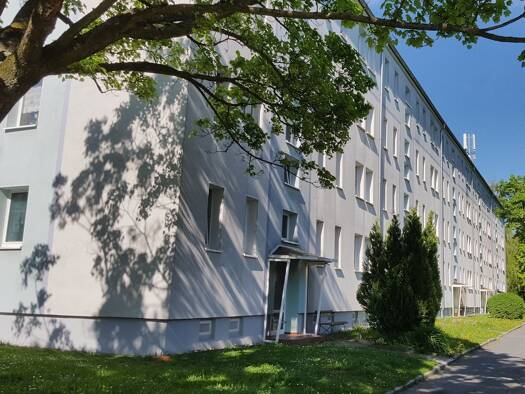 Wohnung zur Miete 309 € 2 Zimmer 46 m² 2. Geschoss Ahornallee 63 Löbau 02708