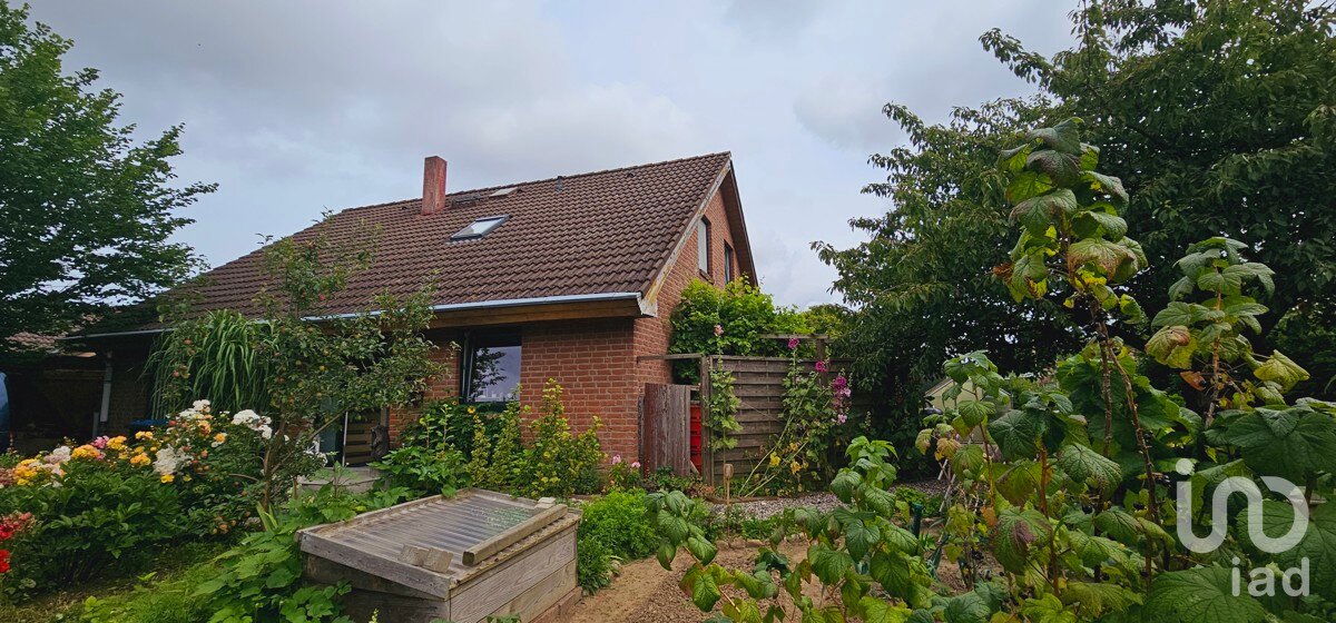 Einfamilienhaus zum Kauf 345.000 € 6 Zimmer 130 m²<br/>Wohnfläche 737 m²<br/>Grundstück ab sofort<br/>Verfügbarkeit Oldenburg Oldenburg in Holstein 23758