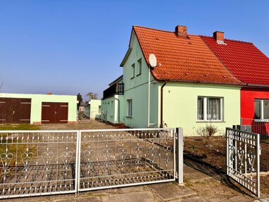 Doppelhaushälfte zum Kauf 63.000 € 5 Zimmer 152 m² 972 m² Grundstück Friedland Friedland 17098