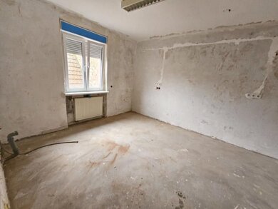 Mehrfamilienhaus zum Kauf 130.000 € 12 Zimmer 240 m² 200 m² Grundstück Innenstadt Pirmasens 66954