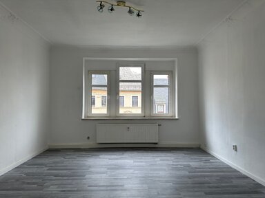 Wohnung zur Miete 320 € 3 Zimmer 67 m² 3. Geschoss frei ab sofort Auerbach Auerbach 08209